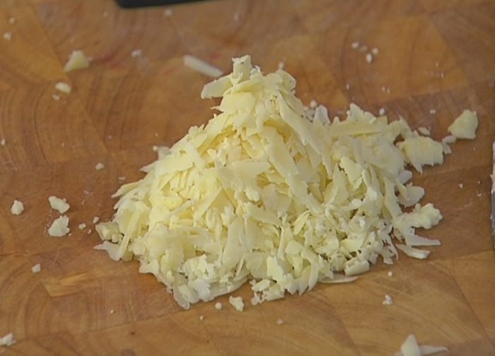 Запеканка из макарон с горошком, цукини и творогом 