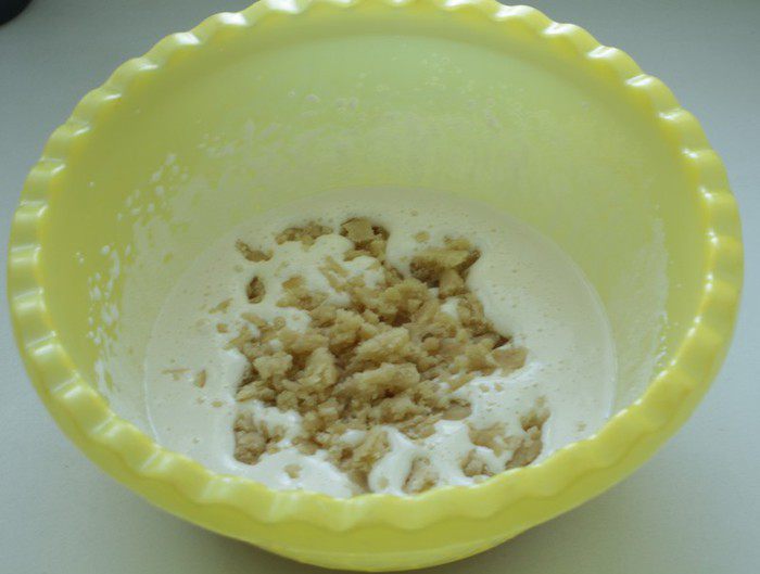 Маффины с марципаном и брусникой