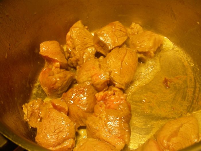 Тажин из баранины и лука-порея