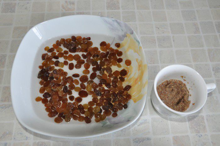 Батончики постной гранолы с изюмом и корицей