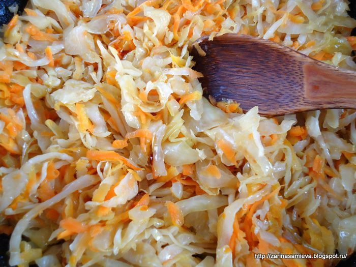 Налистники с квашеной капустой