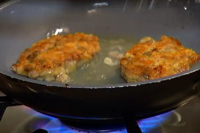 Биточки из риса, перловки и чечевицы 