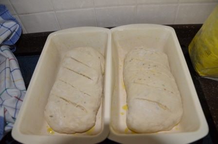 Хлеб с грюйером и кумином