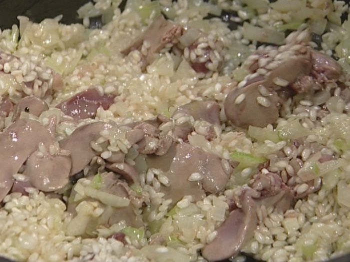 Ризотто с куриной печенкой