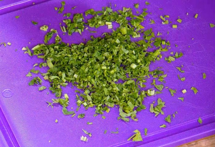 Салат из чечевицы с артишоками и фетой 