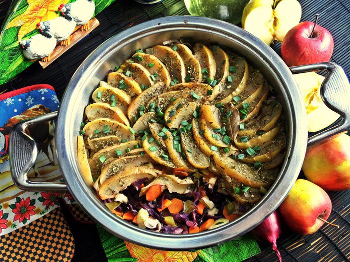 Капуста под яблоками