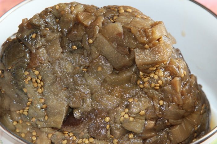 Рыба под баклажановой шубкой 