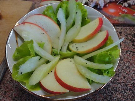 Свекольный салат с орехами
