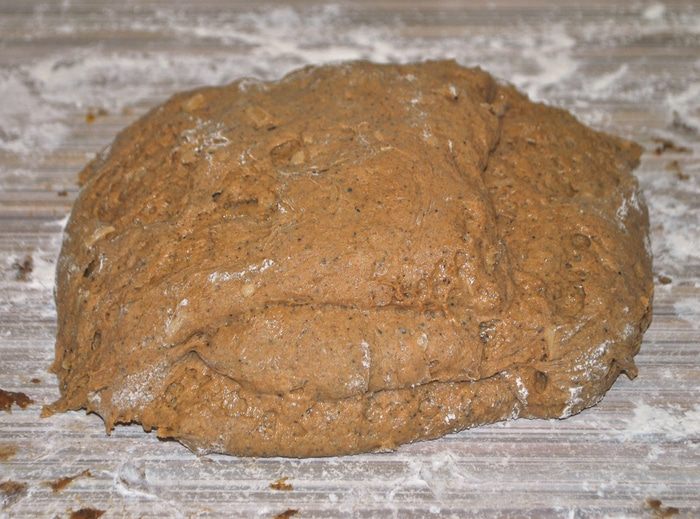 Ржаной батон с луком