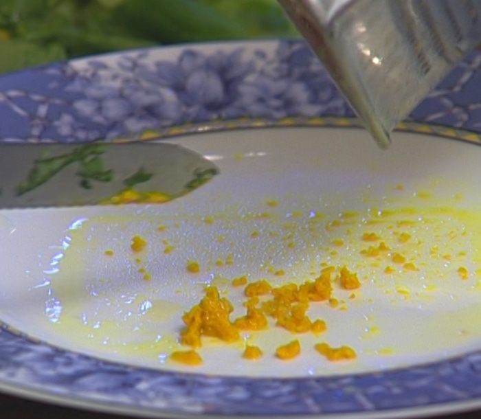 Салат со сладкой кукурузой и авокадо