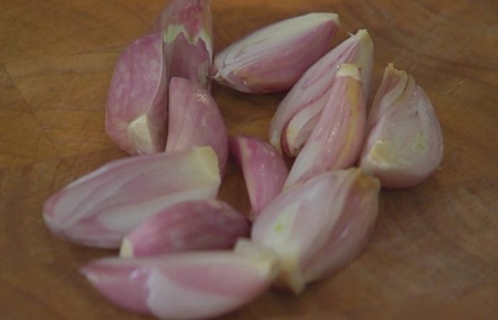 Тарт татен со свеклой и шалотом 