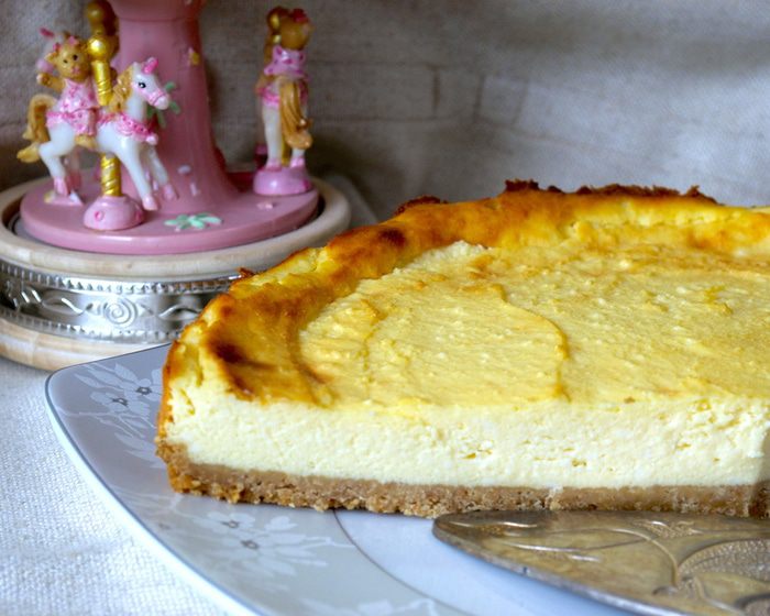 Чизкейк на рикотте с заварным кремом