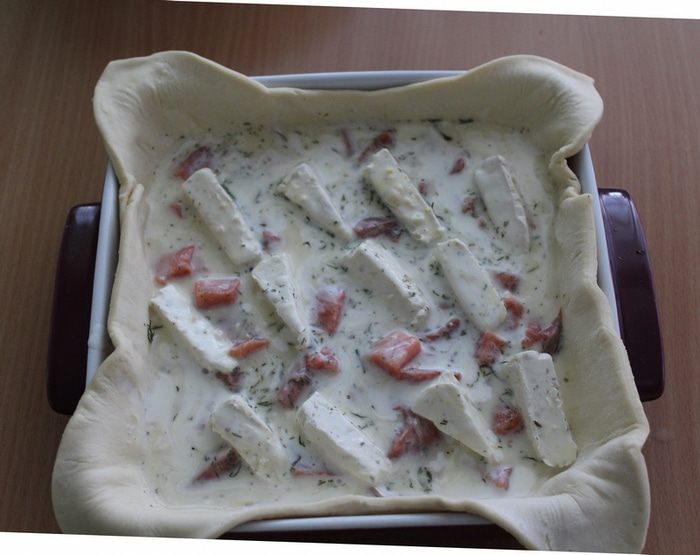 Рыбный пирог с плавленым сыром