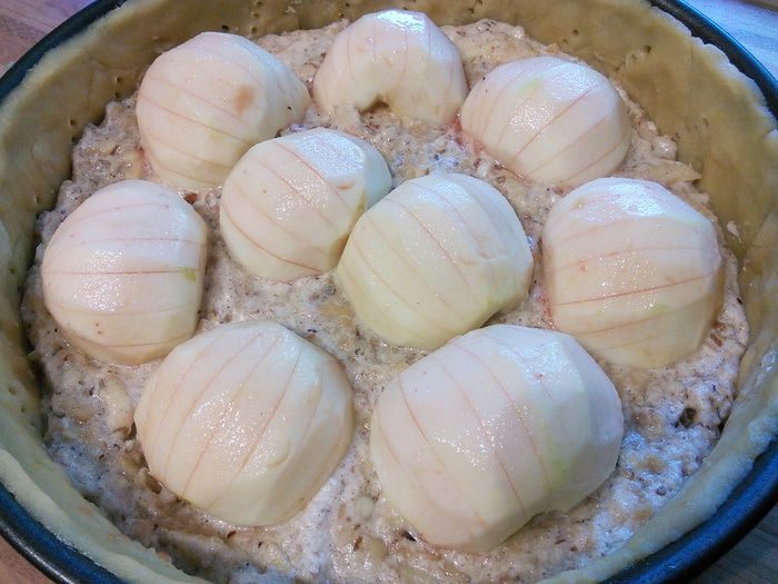 Орехово-яблочный пирог «Вкус осени» 