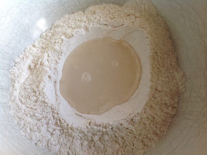 Кальцоне с рикоттой и шоколадной пастой