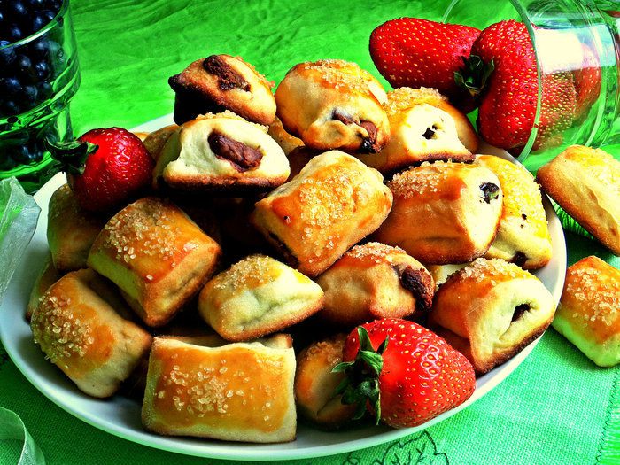 Сметанное печенье с шоколадом и черникой (без яиц)