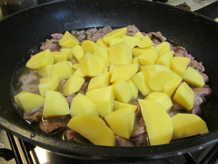Куриные желудки с овощами