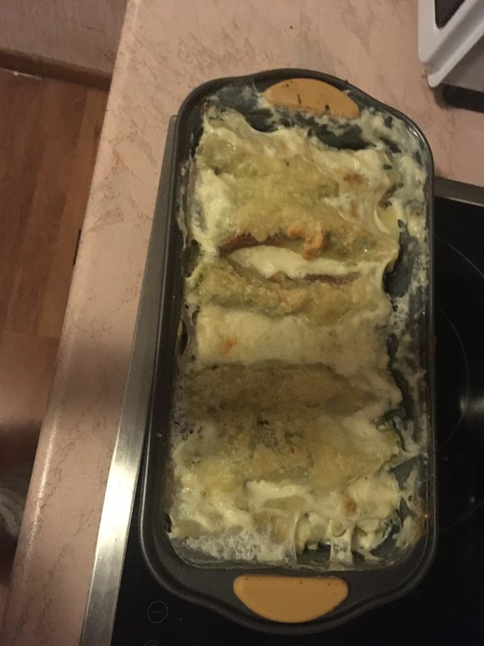 Каннеллони с курицей и шпинатом