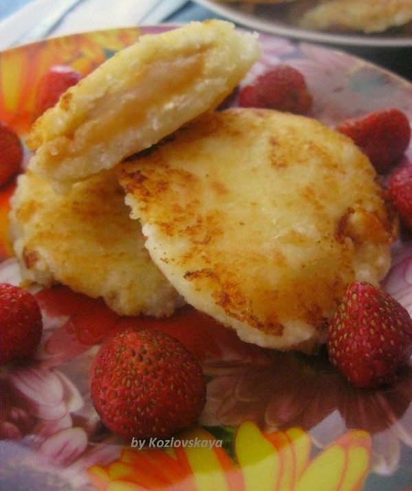 Сырники с вареной сгущенкой