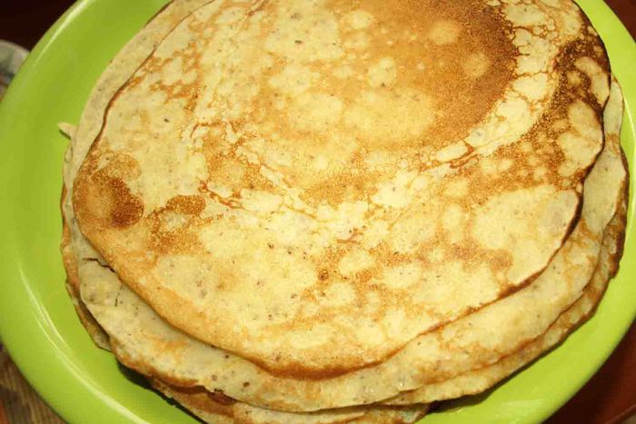 Миндальные блинчики с рикоттой и карамелизированными апельсинами