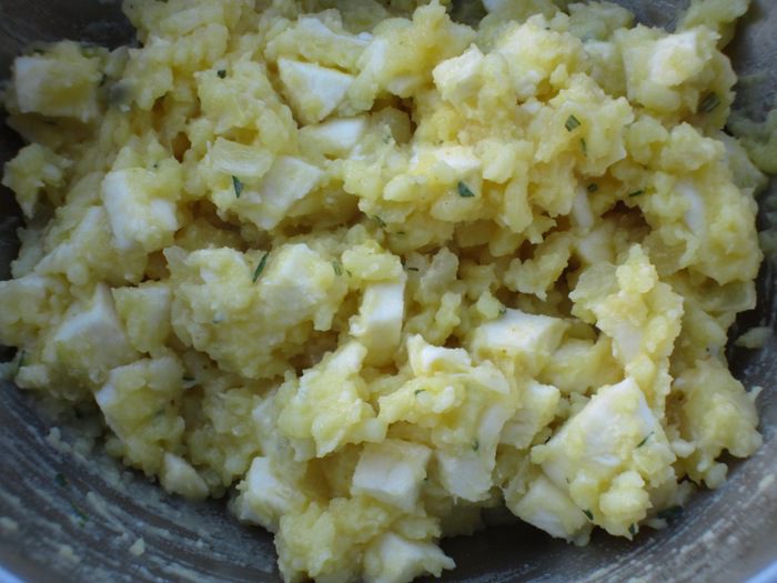 Рогалики с картофелем и моцареллой