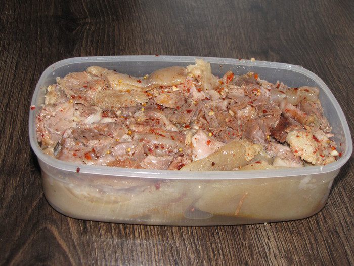 Свиная рулька прессованная