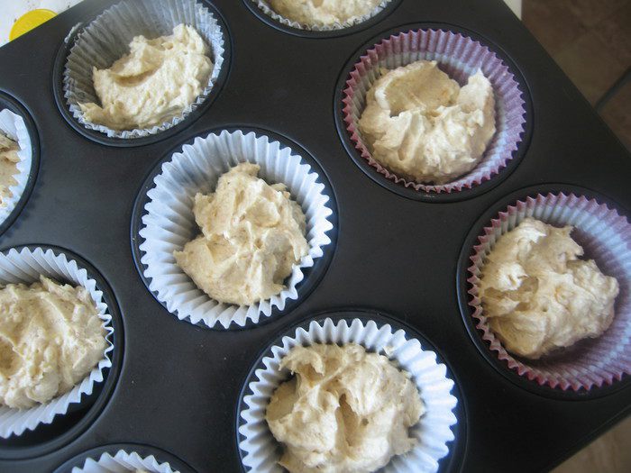 Кексы с творогом и хрустящей посыпкой