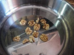 Теплый салат из нута