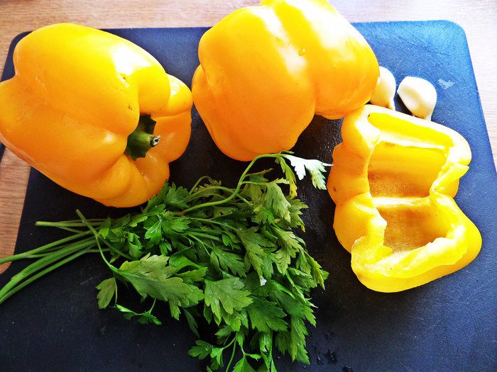 Морковный салат с курицей