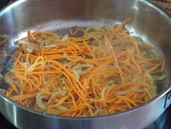Теплый салат из нута