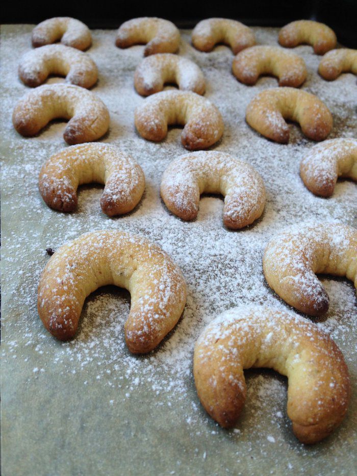 Орехово-ванильные рогалики