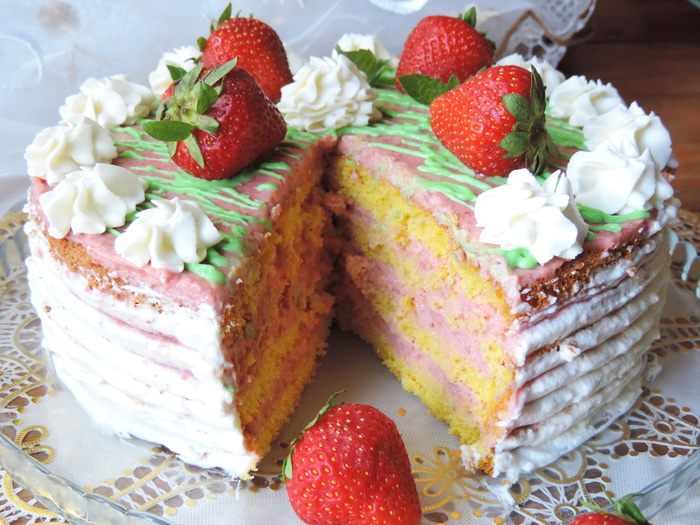 Торт с заварным клубничным кремом (для Елены Ковач)