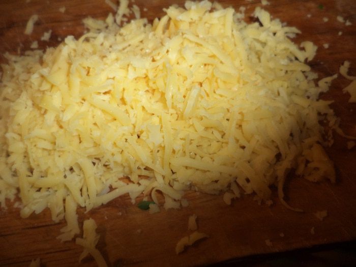 Салат с картофелем, свеклой яблоками и болгарским перцем