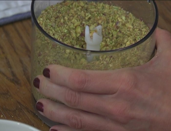 Шоколадные сэндвичи с фисташковым мороженым