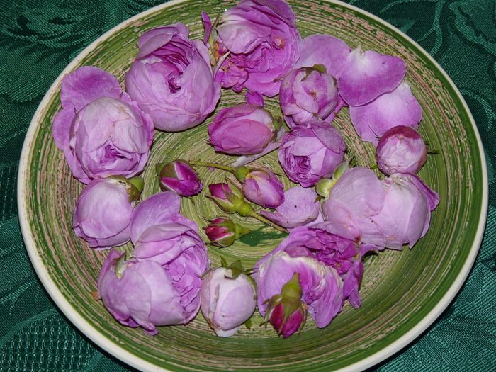 Розовый ликер 