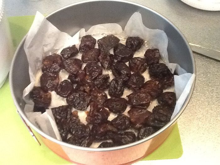 Клафути с черносливом