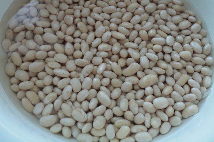 Рассольник с фасолью и грибами