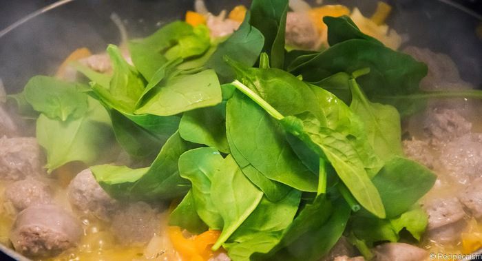 Паста с итальянскими колбасками