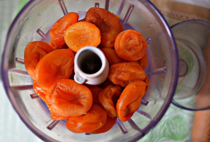 Праздничный сдобный пирог