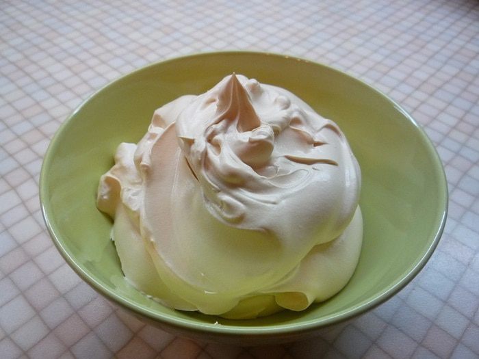 Тыквенный рулет с карамельным кремом