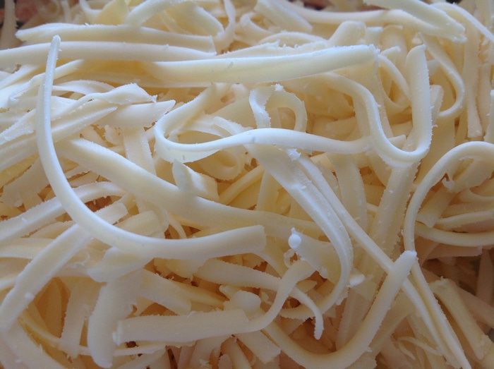 Лепешка из творожного теста с сыром и зеленью