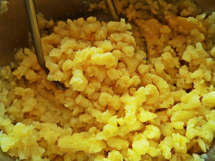 Картофельные пышечки с маком