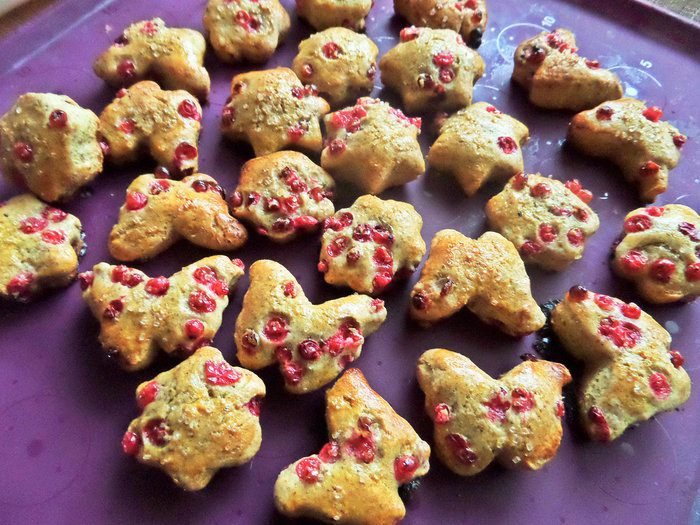 Пряники с брусникой на цельнозерновой муке
