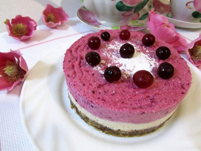 Клюквенный кешьюкейк
