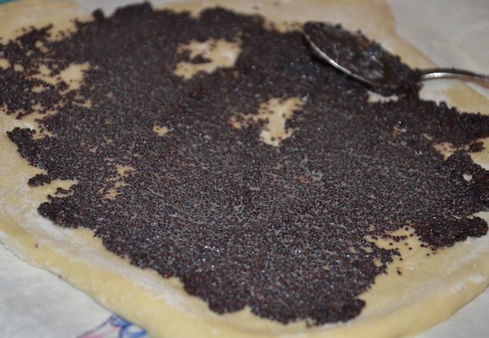 Дрожжевые булочки с маком