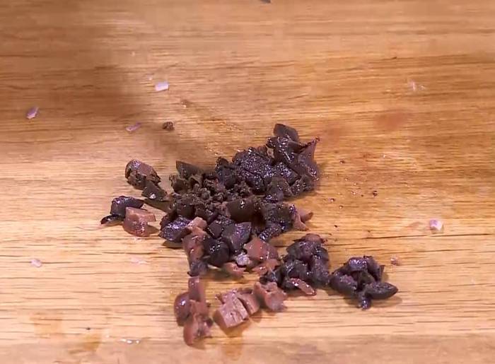 Бургеры с ягнятиной, фетой и оливками 