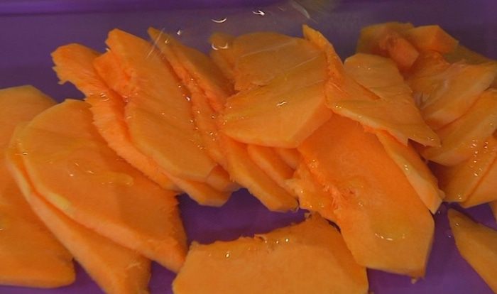 Пирог с тыквой, луком и сыром 