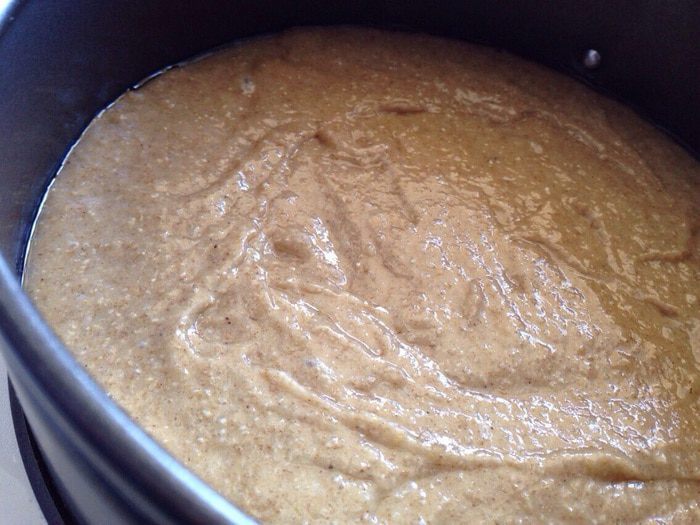 Творожно-яблочный пирог с гранолой