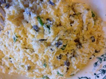 Сырный салат в тарталетках