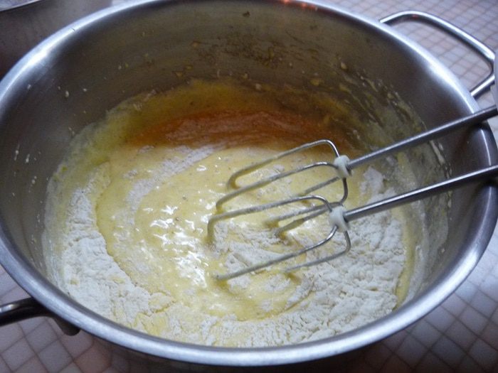 Клафути с грушами и фундуком